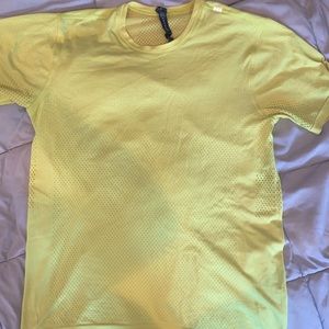 Men’s lululemon shirt!